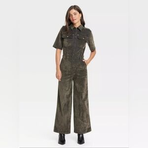 🍵 Universal Thread Olive Holiday Short Sleeve Flocked Denim Jumpsuit